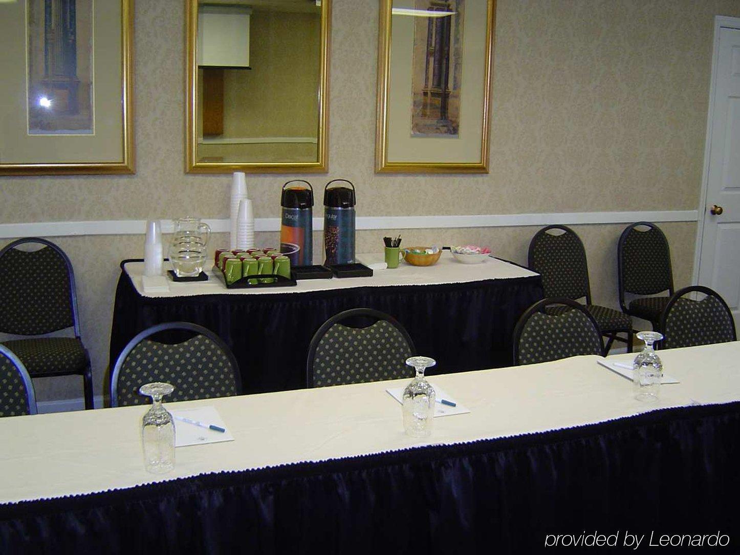 Hotel Sonesta Es Cincinnati - East 3*
